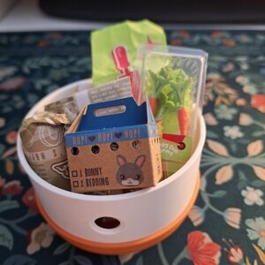 Miniverse Make It Mini Animals Series 1 Dwarf Rabbit